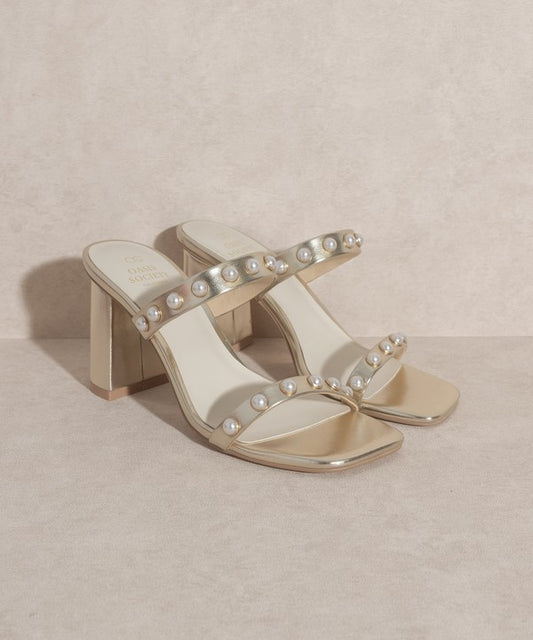 Light Gold Pearl Strap Sandal