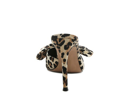 Joelle Bow Pump