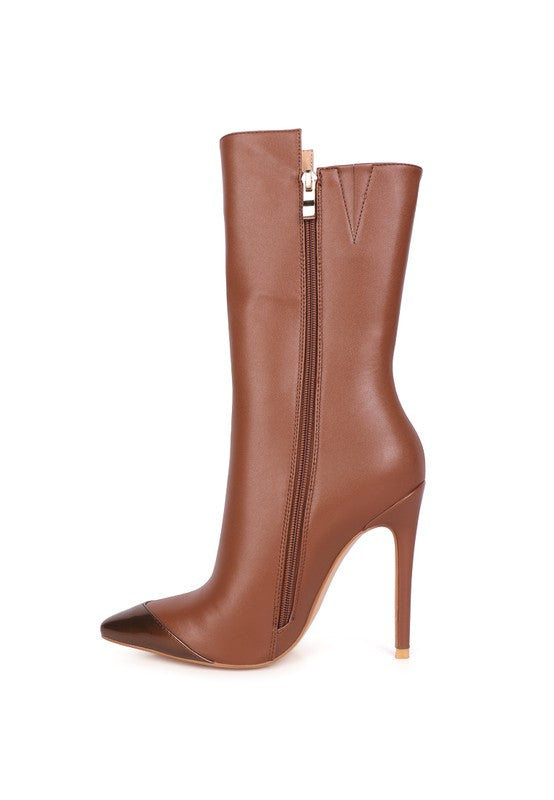 Chic Toe Midi Boots